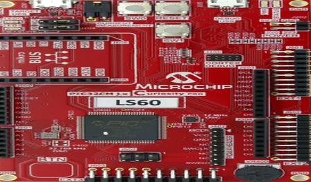 MIcrochip CuriosityPro PIC32CMLS60 board.jpg