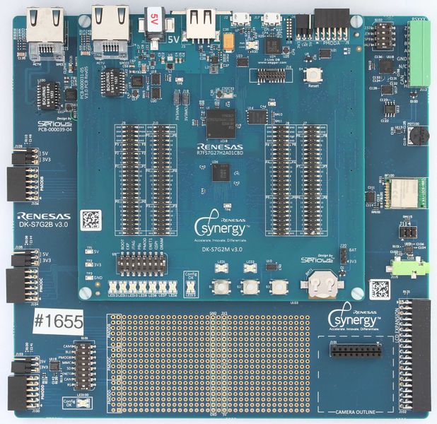 File:Renesas DK-S7G2.jpg