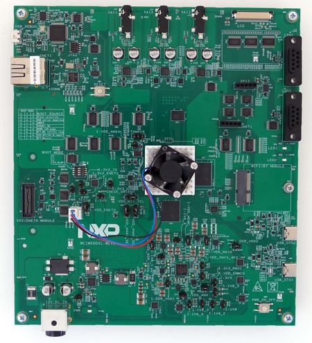 NXP MCIMX8DXL EVK board.jpg